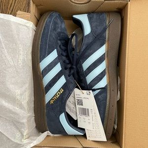 Adidas Handball Spezial 'navy gum' NEVER BEEN WORN size: M 7/ W 8